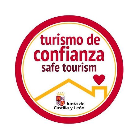 Casa Rural Sarmiento 큐빌라즈드산타마르타 외부 사진