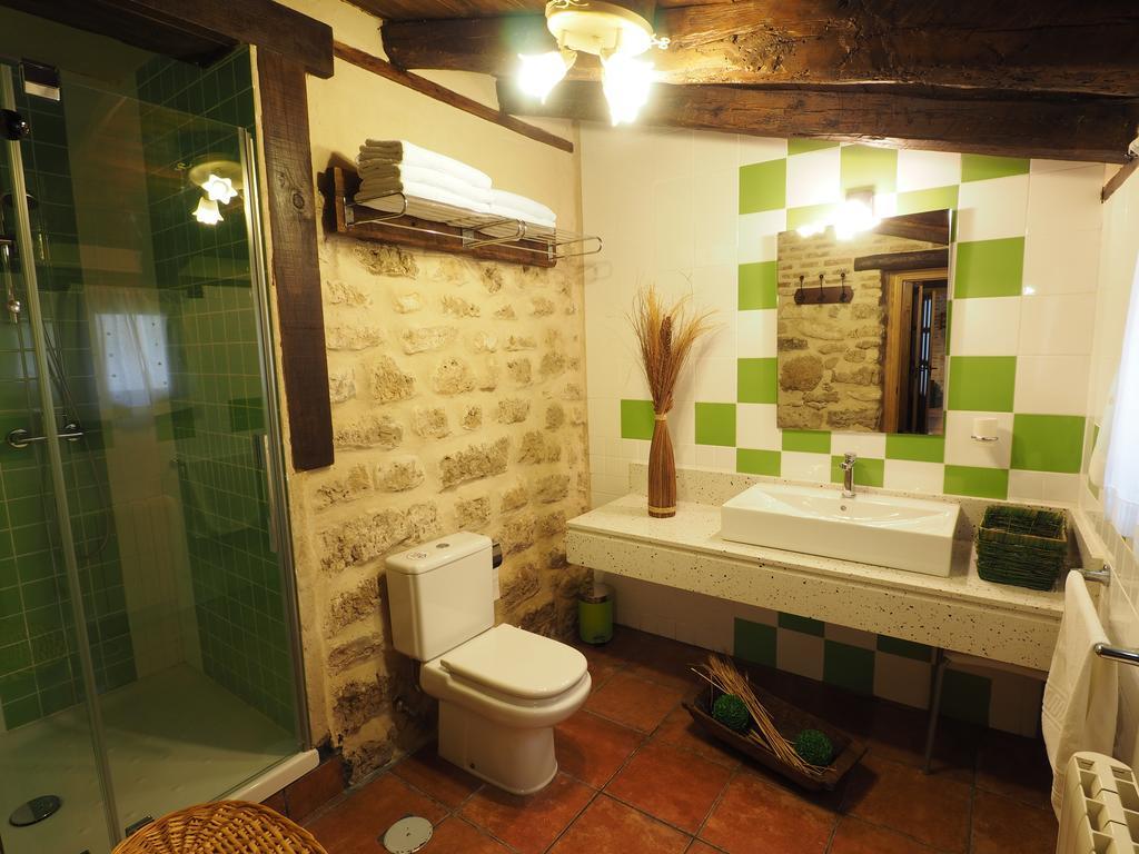 Casa Rural Sarmiento 큐빌라즈드산타마르타 외부 사진