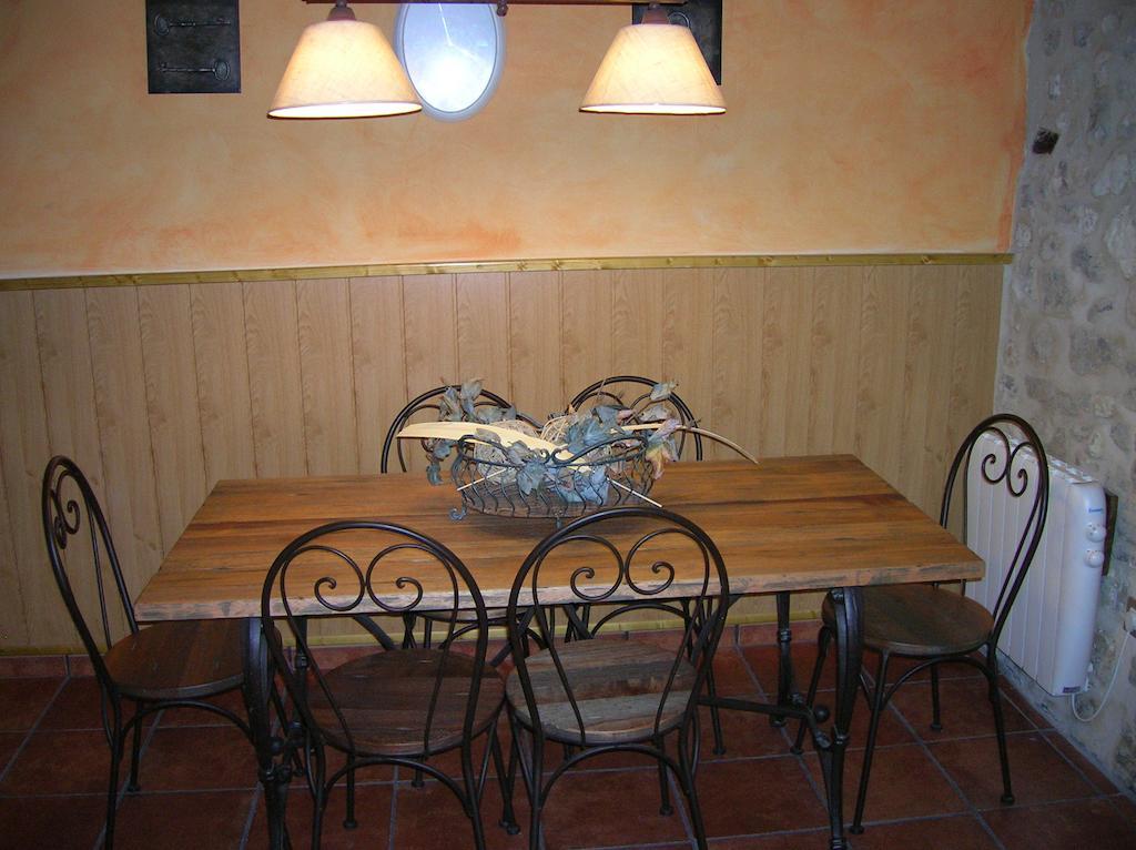 Casa Rural Sarmiento 큐빌라즈드산타마르타 객실 사진